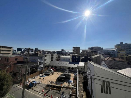 �Z�˂���̒��]�ʐ^�@���͂ɂ́A���ݍ����������Ȃ����߁A��������E�ʕ��ǍD�ł�