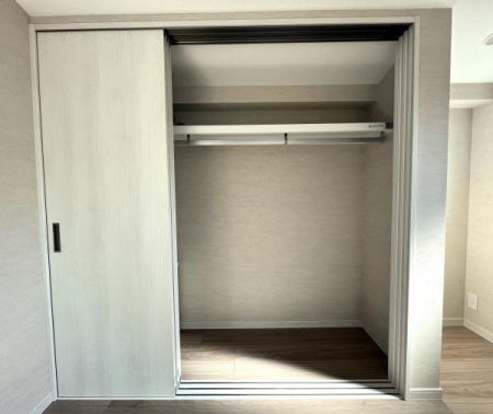 ���[�@�g���₷���ʒu�Ɏ��[��z�u�I
����������W�����A���X�̕Еt�����X���[�Y�ɍs���܂���