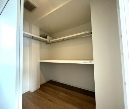 ���[�@�L�����m�ۂ����E�H�[�N�C���N���[�[�b�g�t���I
�m�����������ł����S�̎��[�͂����͂ł���