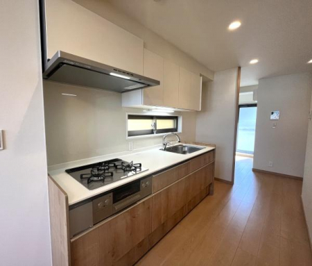 �L�b�`���@�������l�ɃL�b�`��������Y��ł���
���[��������Ă���A�g������̗ǂ��݌v�����͂ł��I
