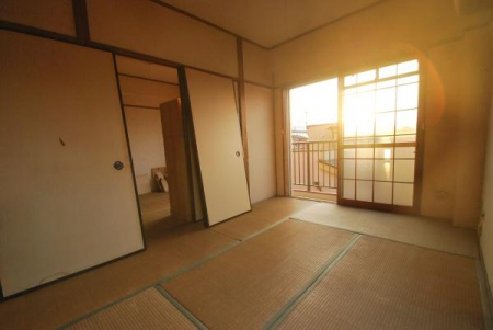 ���r���O�ȊO�̋����@�ߌ�16�����̎����B�����͓d�C�����Ȃ��Ă��S�����邢�ł��B