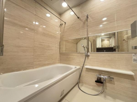 �����@�Ǖ����E�����g�[�����@�����̃��j�b�g�o�X�ł��B�g���ȃg�[���œ��ꂳ�ꂽ���������̂��闁����ԂŁA����̔����������Ɩ��₵�Ă��������܂��B���������@�͎��������ɂ����􂵂܂��B